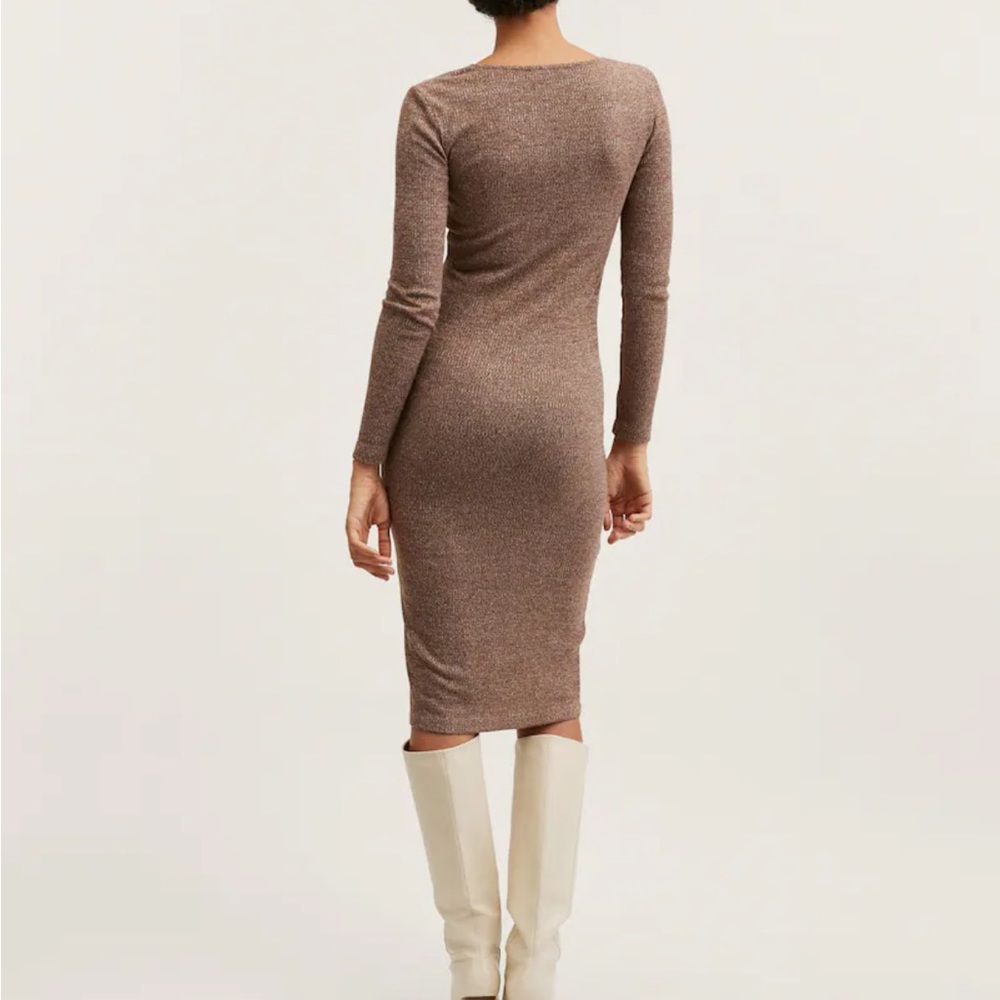 BRAND NEW. did not fit great- super cute dress